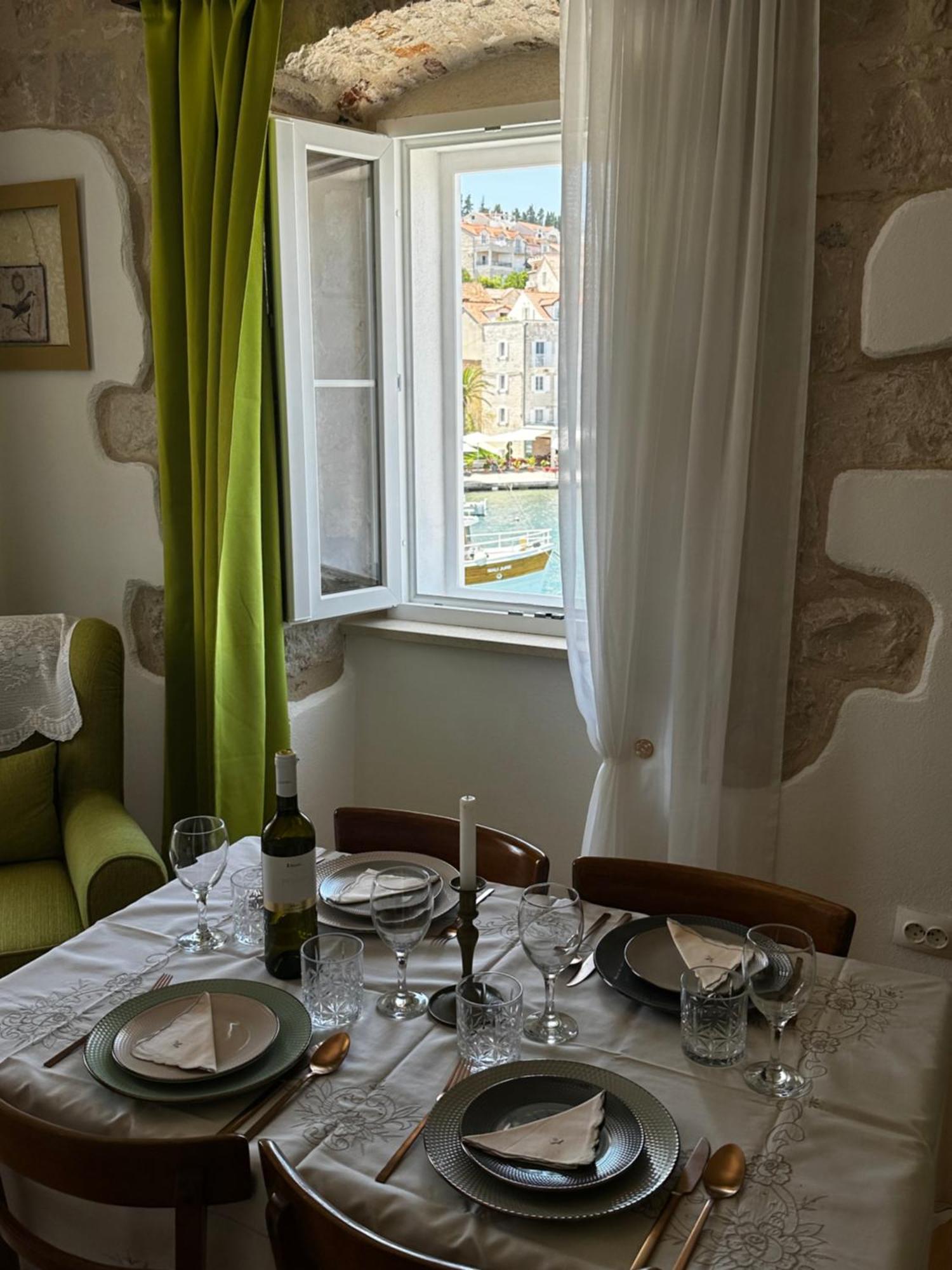 Castel Nonna Franka Apartment Sutivan Exterior photo